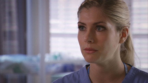 Holby City - S15E20: Unravelled