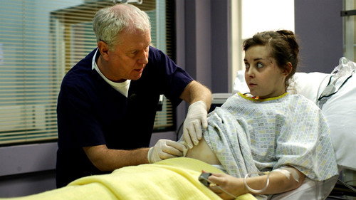Casualty - S24E38: In Your Debt
