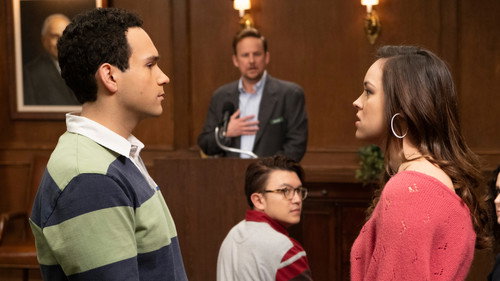 The Goldbergs - S6E22: Mom Trumps Willow