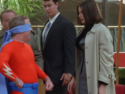 Lois & Clark: The New Adventures of Superman - S2E8: A Bolt from the Blue