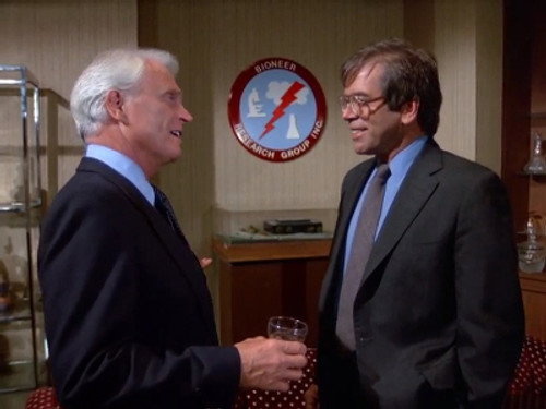 Quincy, M.E. - S8E7: Science for Sale