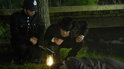 Murdoch Mysteries - S1E6: Let Loose the Dogs