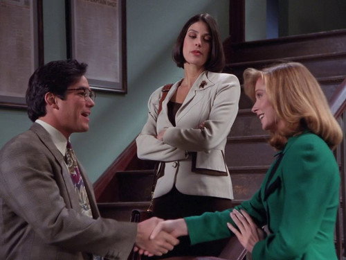 Lois & Clark: The New Adventures of Superman - S1E17: The Rival