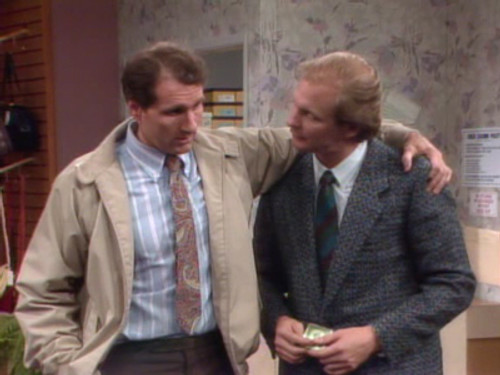 Married... with Children - S1E10: Al Loses His Cherry