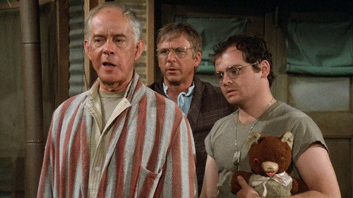 M*A*S*H - S6E20: Mail Call Three