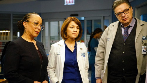 Chicago Med - S5E17: The Ghosts of the Past