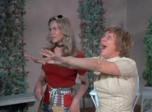 Bewitched - S8E4: Samantha's Not-So-Leaning Tower of Pisa