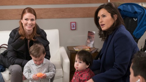 Law & Order: Special Victims Unit - S16E19: Granting Immunity