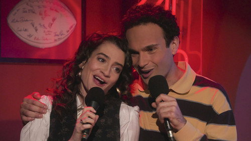 The Goldbergs - S8E14: Love Triangle