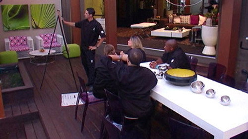 Hell's Kitchen - S11E18: 5 Chefs Compete (2)
