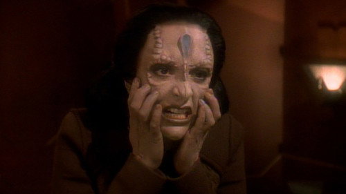 Star Trek: Deep Space Nine - S3E5: Second Skin