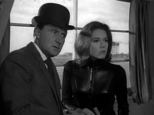 The Avengers - S4E1: The Town of No Return