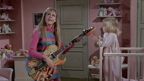 Bewitched - S4E21: Hippie, Hippie, Hooray