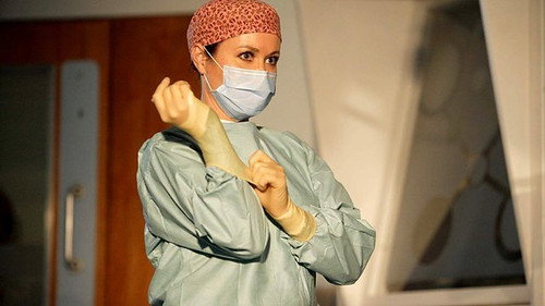 Holby City - S12E23: The Butterfly Effect (2)