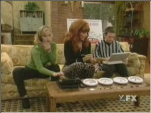 Married... with Children - S11E4: Requiem for a Chevyweight (1)