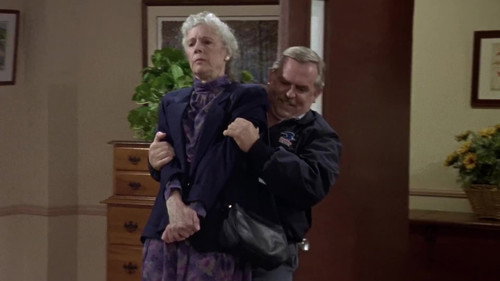 Cheers - S11E23: Rebecca Gaines, Rebecca Loses