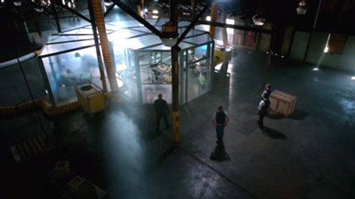 Hawaii Five-0 - S2E21: Pa Make Loa (Touch of Death) (I)