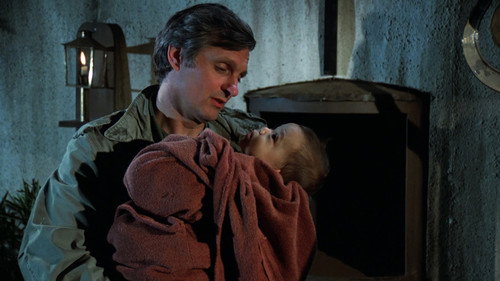 M*A*S*H - S8E15: Yessir, That's Our Baby