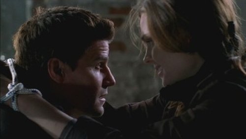 Bones - S1E15: Two Bodies in the Lab
