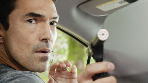 Hawaii Five-0 - S8E15: He pukoʻa kani ʻaaina (A Coral Reef Strengthens Out Into Land)