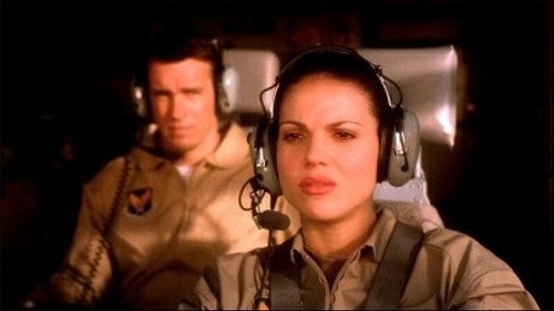 JAG - S7E15: Head to Toe