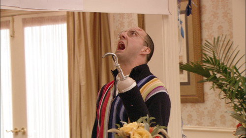 Arrested Development - S2E12: Hand to God