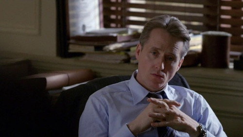 Law & Order - S20E19: Crashers