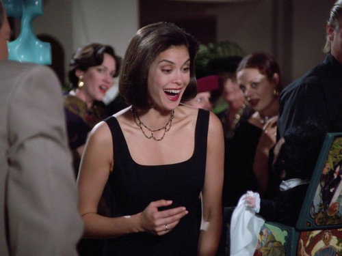 Lois & Clark: The New Adventures of Superman - S2E4: The Prankster