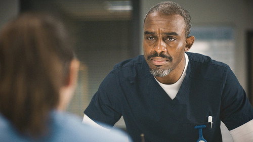 Casualty - S35E17: Battles