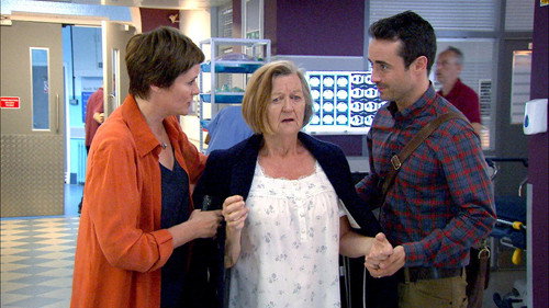 Holby City - S17E3: The Science of Imaginary Solutions