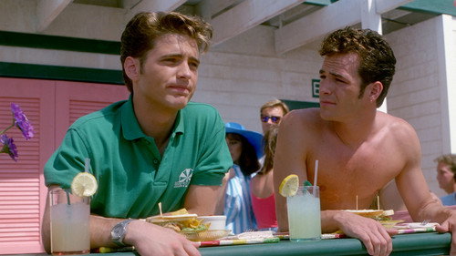 Beverly Hills, 90210 - S2E2: The Party Fish
