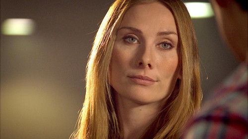 Holby City - S14E31: Wolf's Clothing