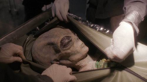 The X-Files - S3E9: Nisei (1)