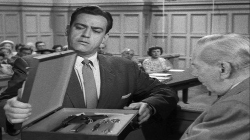 Perry Mason - S1E36: The Case of the Prodigal Parent