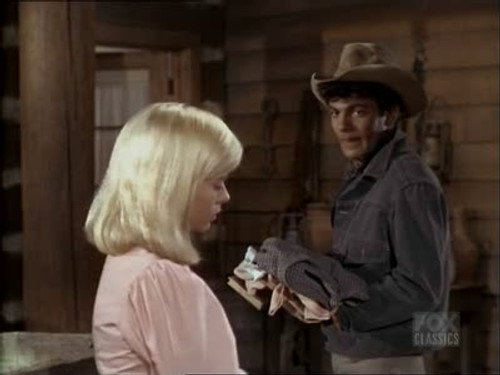 Bonanza - S7E1: The Debt