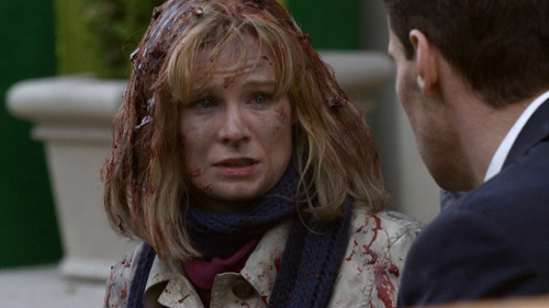 Bones - S5E10: The Goop on the Girl