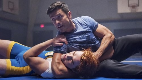 Riverdale - S2E11: Chapter Twenty-Four: The Wrestler