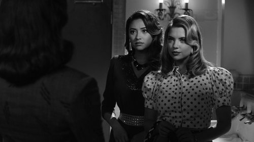 Pretty Little Liars - S4E19: Shadow Play