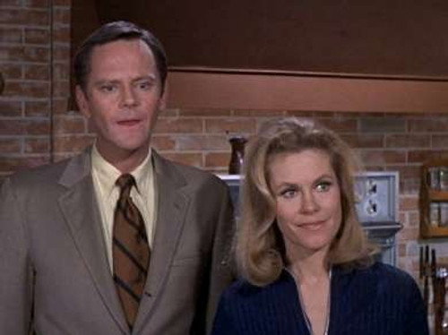 Bewitched - S6E26: A Chance on Love