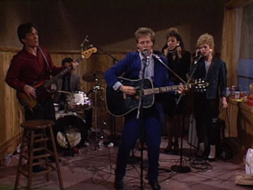 Saturday Night Live - S12E11: Bronson Pinchot/Paul Young