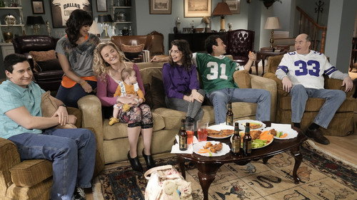 The Goldbergs - S10E14: Two-Timing Goldbergs