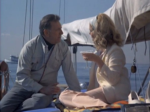 Quincy, M.E. - S4E19: Promises to Keep