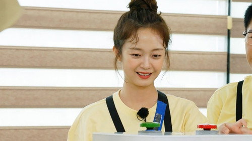 Running Man - S1E566: Make Your Own Fate, Protect Money For Your Parents