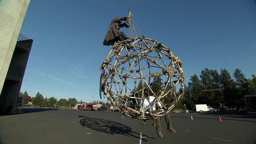 MythBusters - S10E4: Swinging Pirates