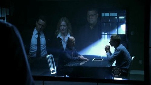 CSI: Crime Scene Investigation - S9E12: Disarmed and Dangerous