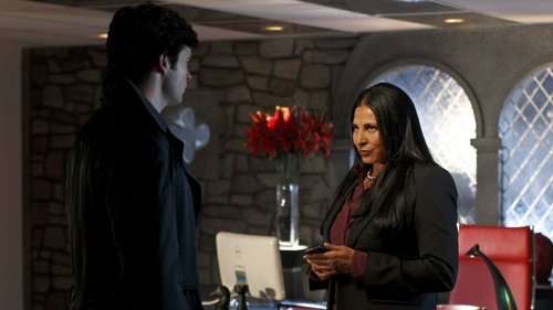 Smallville - S9E16: Checkmate