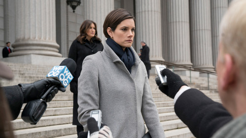 Law & Order: Special Victims Unit - S18E14: Net Worth