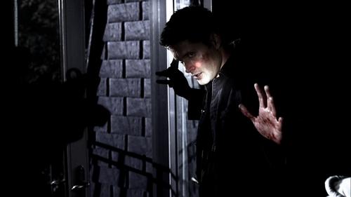Supernatural - S1E6: Skin