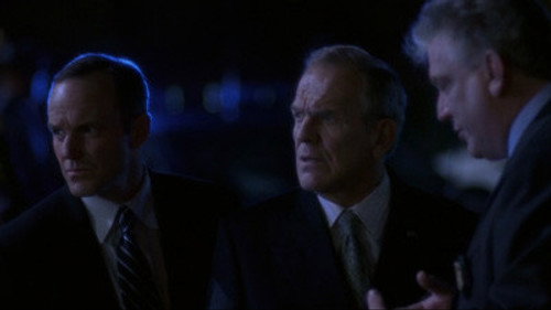 The West Wing - S5E2: The Dogs of War