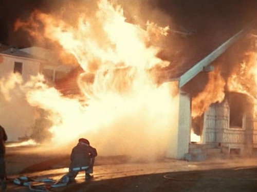 Ironside - S7E18: A Taste of Ashes
